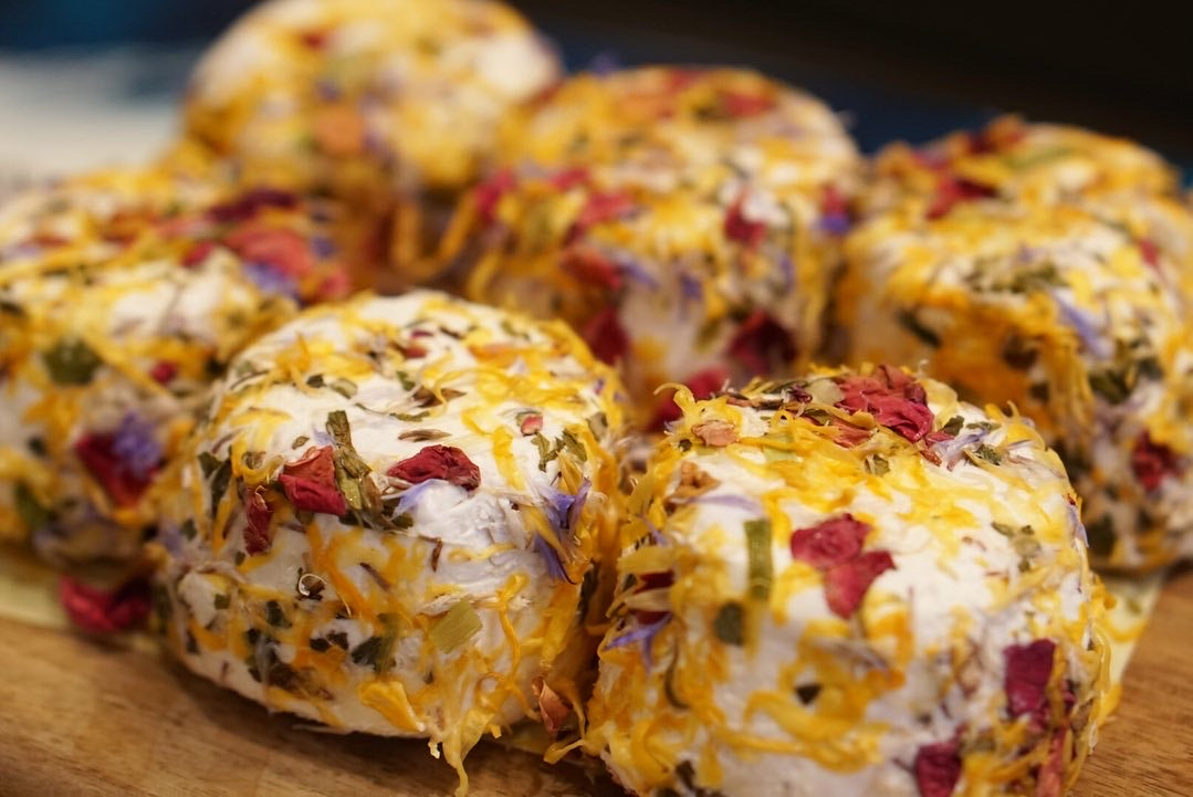 Apolline Aux Fleurs J'adore Fine Cheese and Chocolate